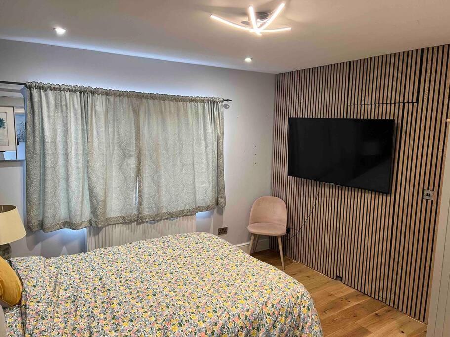 En-Suite Double Room - Private Entrance & Free Parking West Drayton  Zewnętrze zdjęcie